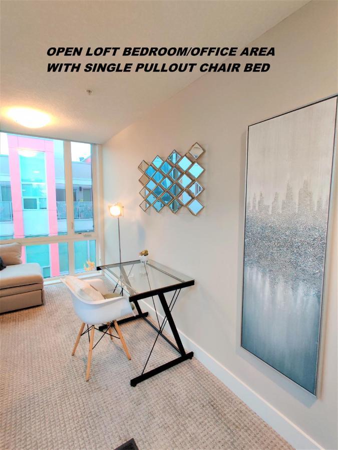 Monki Di Executive Suites - Glas - Luxury Inner City Home 3 Min To Downtown W Private Rooftop Patio Fireplace Calgary Zewnętrze zdjęcie